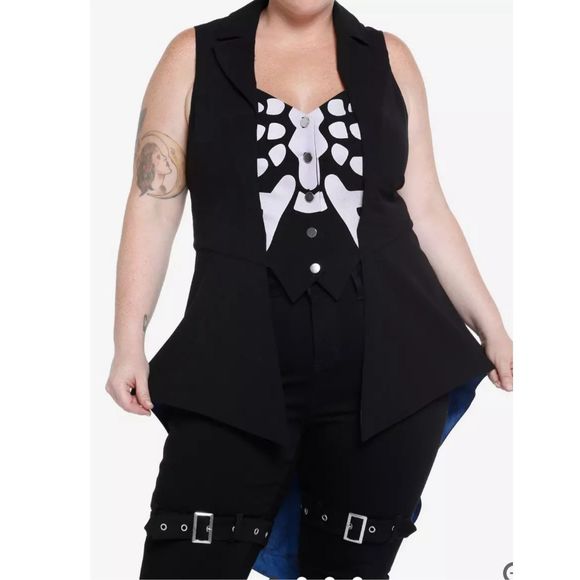 Hot Topic Jackets & Blazers - Hot Topic Corpse Bride Skeleton Hi-Low Waistcoat Vest Plus Size 1 NWT